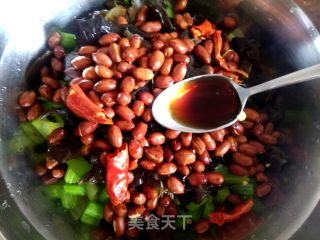 芹菜木耳凉拌菜的做法步骤：9