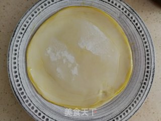 懒人版超薄韭菜盒子的做法步骤：2