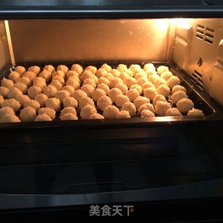 椰蓉小酥球的做法步骤：10