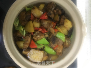 黄焖鸡的做法步骤：8