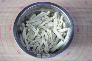 凉拌香辣豆干的做法步骤：3