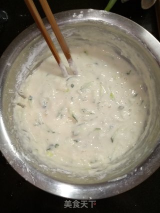 黄瓜丝饼的做法步骤：3