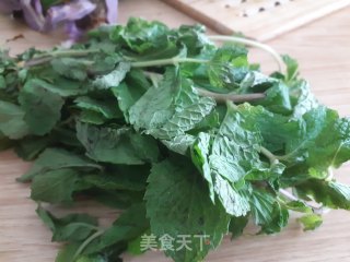 柠檬薄荷蜂蜜饮的做法步骤：1