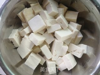 家常辣豆腐的做法步骤：1