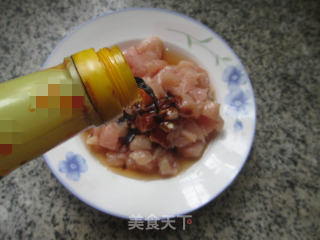 青椒香干炒鸡胸肉的做法步骤：4