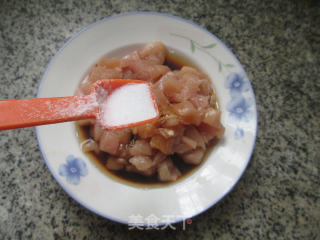 青椒香干炒鸡胸肉的做法步骤：5