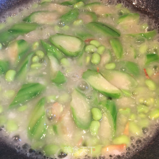 丝瓜烧毛豆的做法步骤：9