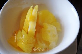 豆角炖菠萝凤爪的做法步骤：2