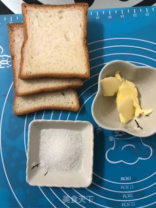酥脆吐司条的做法步骤：1