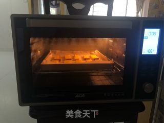 酥脆吐司条的做法步骤：6