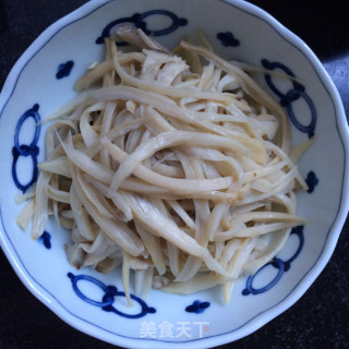 手撕杏鲍菇的做法步骤：6