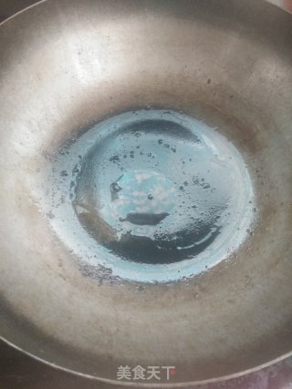 酸豆角五花肉炒粉条的做法步骤：3