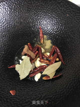 麻辣小龙虾尾的做法步骤：3