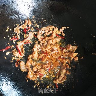 肉丝炒芸豆的做法步骤：5
