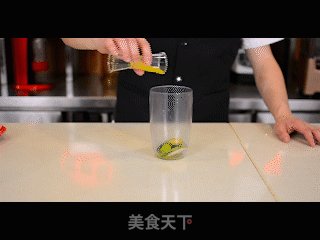 誉世晨饮品技术培训——香柠蜜露的做法步骤：5