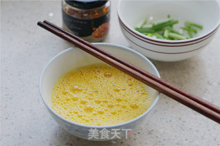 鸡蛋酱汁拌粉的做法步骤：3