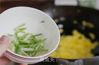 鸡蛋酱汁拌粉的做法步骤：5