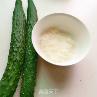 糖腌黄瓜的做法步骤：1