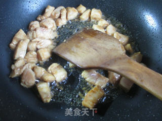 青椒茭白炒鸡胸肉的做法步骤：9