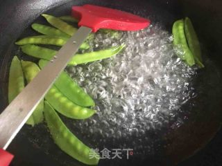 儿童创意菠萝盖饭的做法步骤：2