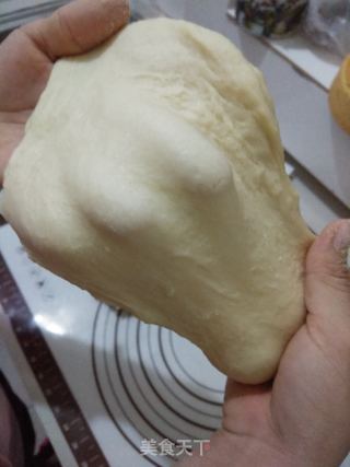 一次发酵热狗型餐包的做法步骤：1