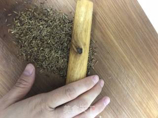 孜然羊肉的做法步骤：2