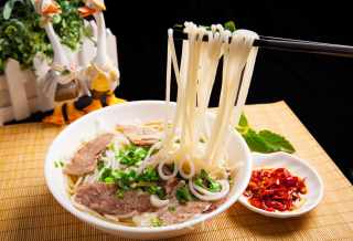 醇香牛肉骨汤的做法步骤：14