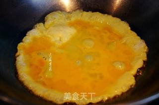 刺嫩芽炒鸡蛋的做法步骤：4