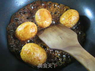 糖醋虎皮鸡蛋的做法步骤：7