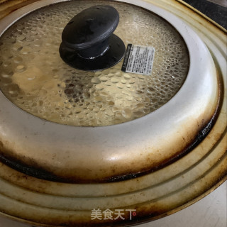 酸菜冻豆腐炖五花肉的做法步骤：6