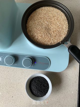 黑白芝麻酥块的做法步骤：1