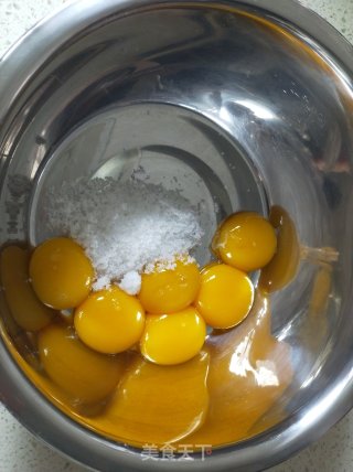 八寸斑马戚风蛋糕的做法步骤：3
