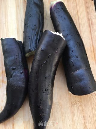 肉末烧茄子的做法步骤：1