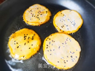 ????南瓜饼的做法步骤：13