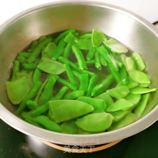 四季豆搭扁豆的做法步骤：4