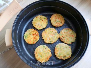 香煎时蔬鳕鱼饼的做法步骤：7