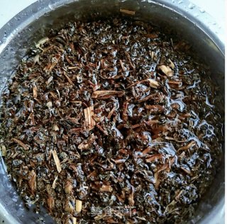 裤腿肉烧梅干菜的做法步骤：1