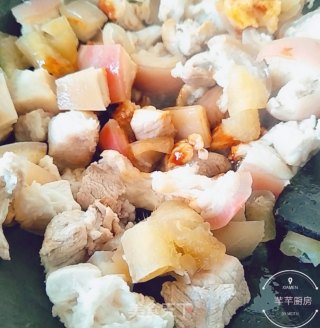 裤腿肉烧梅干菜的做法步骤：10