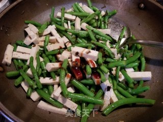 四季豆炒百页豆腐的做法步骤：8