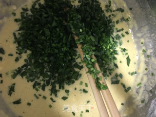 玉米面韭菜鸡蛋饼的做法步骤：5