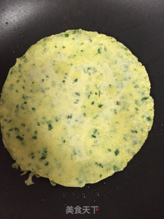 玉米面韭菜鸡蛋饼的做法步骤：7