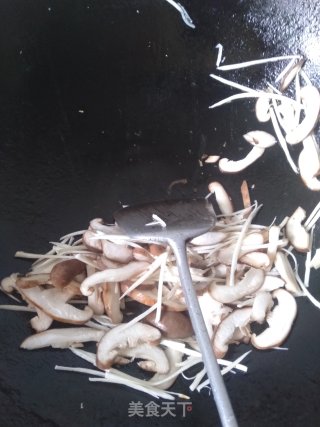 双丝银鱼汤的做法步骤：3