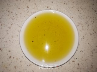 腊肉炒菜花的做法步骤：4