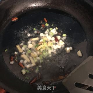 香菇鸡滑蛋拌饭的做法步骤：9