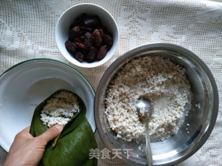藜麦蜜枣粽子的做法步骤：7