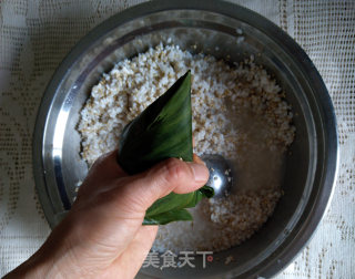 藜麦蜜枣粽子的做法步骤：13