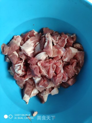 烤羊肉串的做法步骤：1
