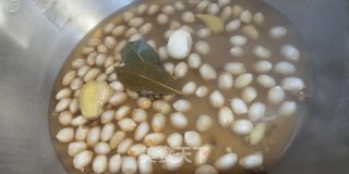 夏天来了，拌个颜值高的开胃凉菜????????的做法步骤：2
