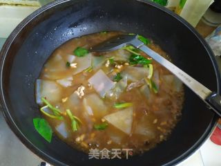 香菇小丁 酱炒凉粉的做法步骤：13