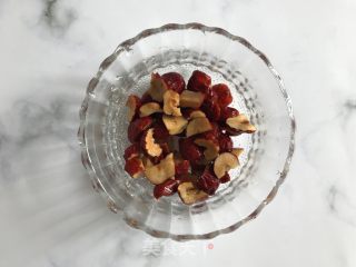 红枣年糕的做法步骤：1